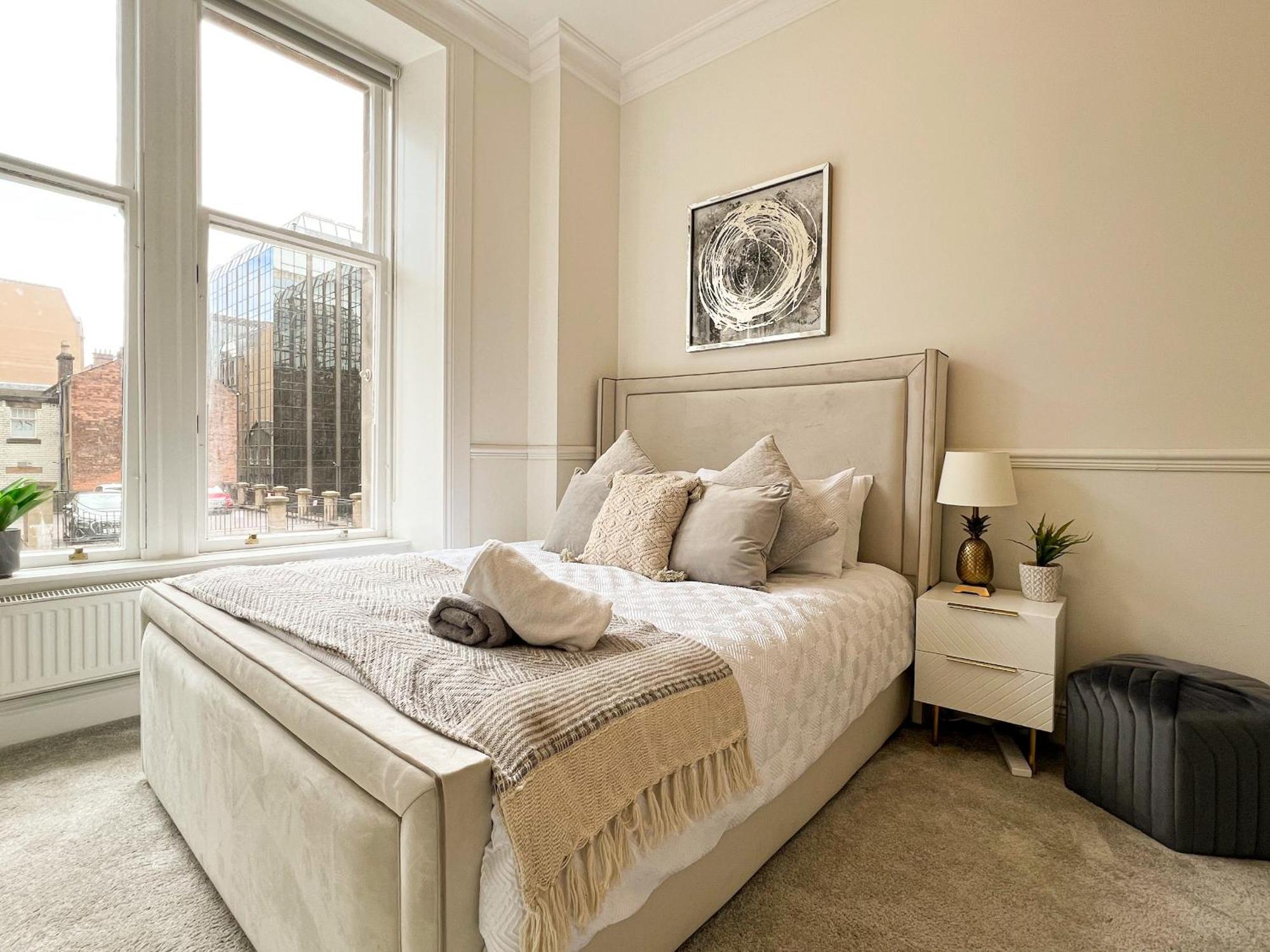 Large Blythswood Residence Glasgow Room photo