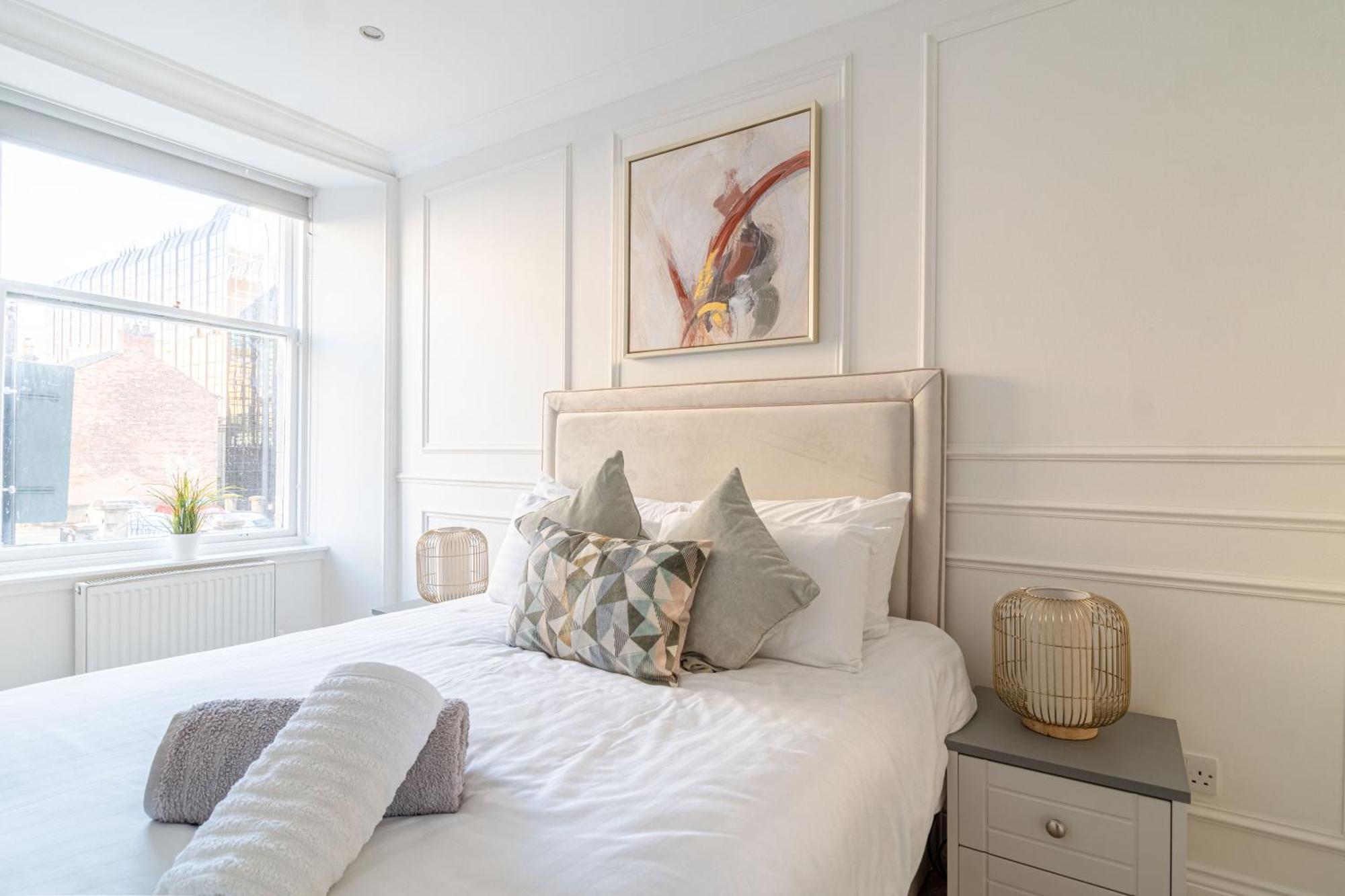 Large Blythswood Residence Glasgow Room photo