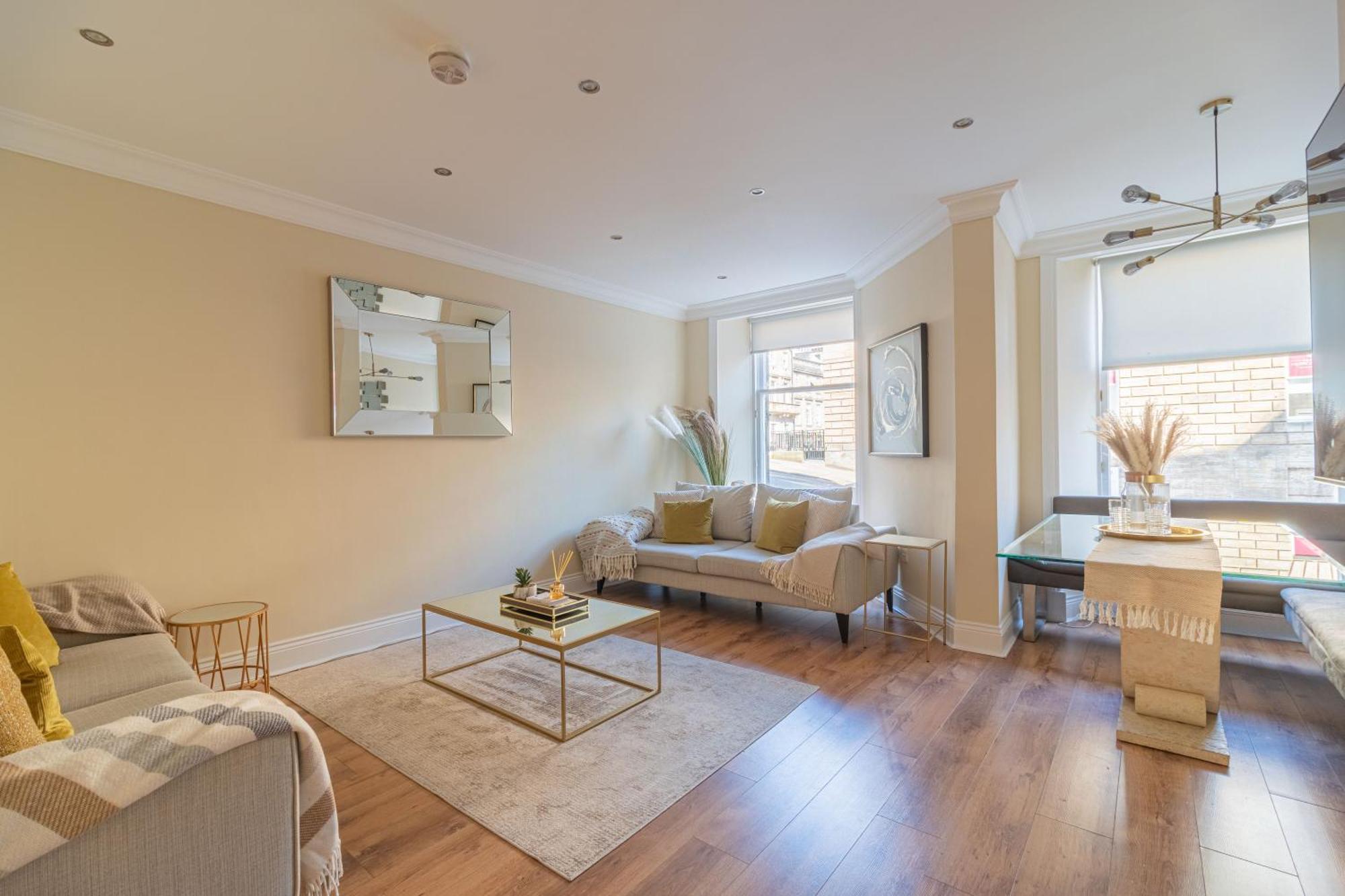 Large Blythswood Residence Glasgow Room photo